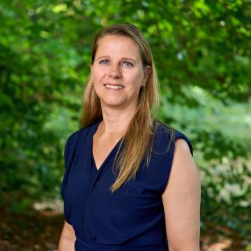 portret secretaris sandra maas